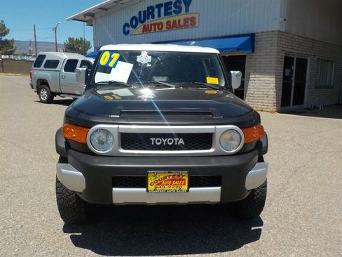 Used 2007 Toyota FJ Cruiser 4WD image 15