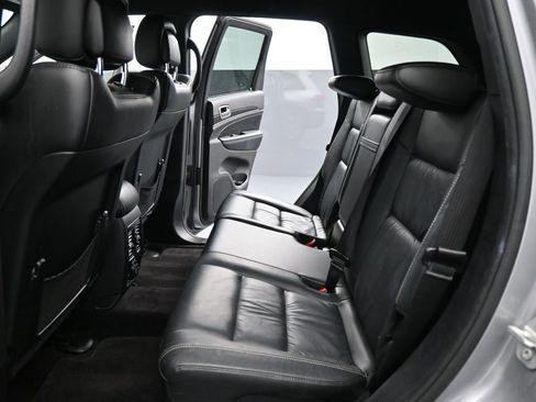 Used 2016 Jeep Grand Cherokee Limited image 19