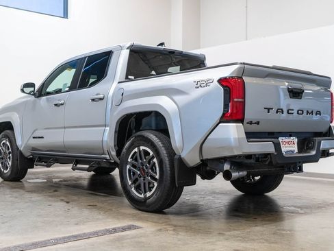 Certified 2026 Toyota Tacoma TRD Sport AWD/4WD image 7