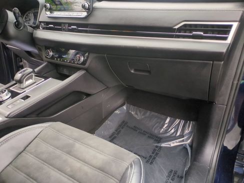 Used 2024 Mitsubishi Outlander AWD image 18