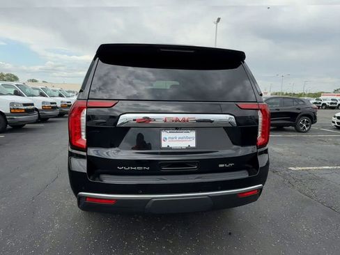 Used 2021 GMC Yukon SLT w/ SLT Premium Package AWD/4WD image 7