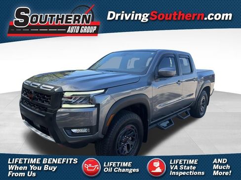 Used 2025 Nissan Frontier PRO-4X AWD/4WD image 1