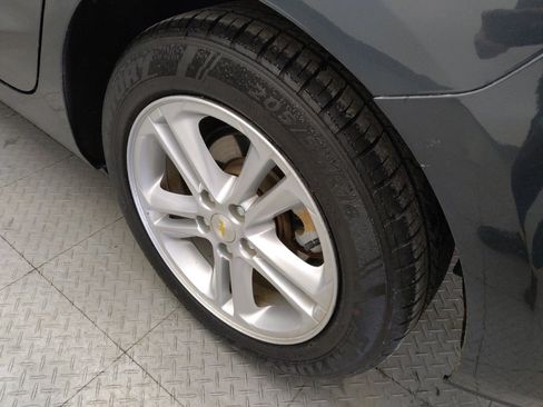 Used 2017 Chevrolet Cruze LT w/ Convenience Package image 31