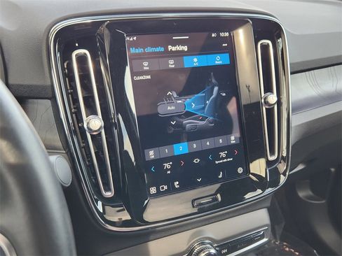 Used 2023 Volvo C40 P8 Recharge Ultimate w/ Protection Package Premier image 15