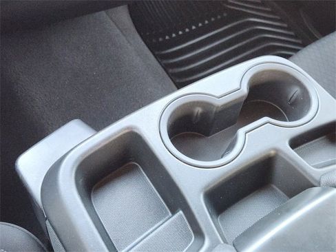 Used 2024 GMC Sierra 1500 SLE w/ Preferred Package image 20