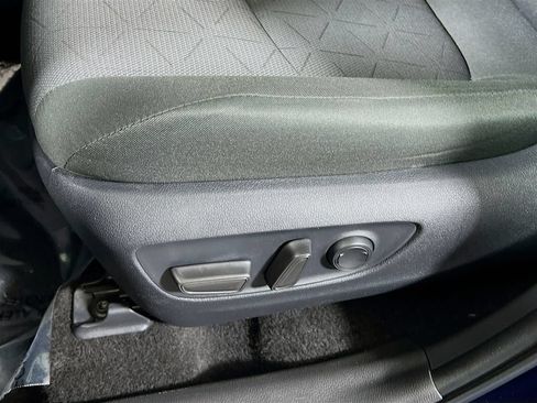 Certified 2025 Toyota RAV4 XLE AWD/4WD image 17