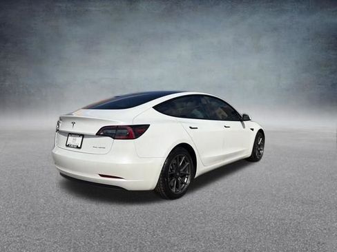 Used 2021 Tesla Model 3 Long Range image 7