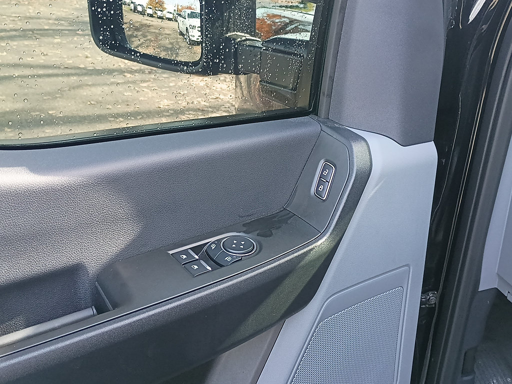Used 2026 Ford F250 XL w/ XL Off-Road Package AWD/4WD image 15