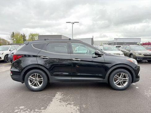 Used 2017 Hyundai Santa Fe Sport AWD/4WD image 14