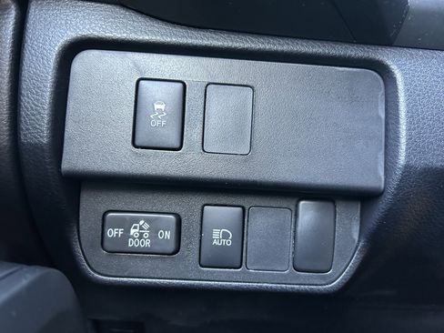 Used 2023 Toyota Tacoma SR image 18