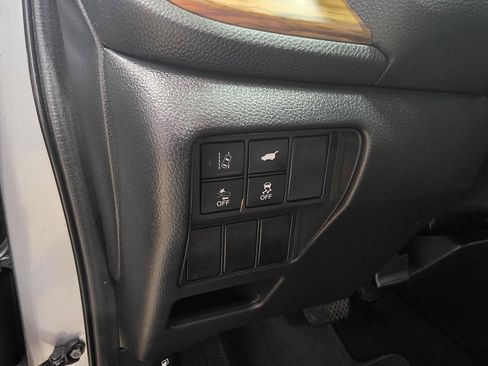 Used 2018 Honda CR-V EX-L image 10