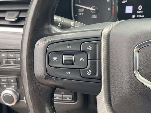 Used 2021 GMC Yukon XL Denali w/ Denali Premium Package AWD/4WD image 24