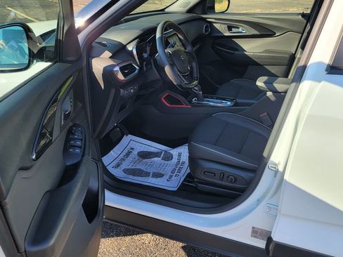 Used 2023 Chevrolet TrailBlazer RS w/ Convenience Package image 18