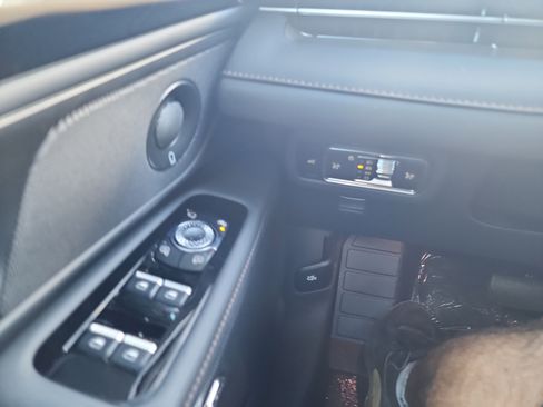 New 2026 Lincoln Nautilus Premier w/ Equipment Group 102A image 32