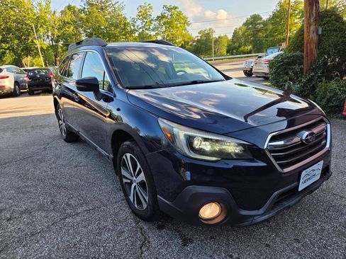 Used 2018 Subaru Outback 2.5i Limited AWD/4WD image 1