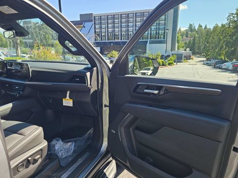 New 2026 Chevrolet Tahoe LT w/ Comfort Package AWD/4WD image 12
