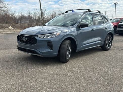 Certified 2023 Ford Escape ST-Line w/ Tech Pack #1 image 7