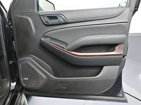 Used 2016 GMC Yukon SLT w/ Premium Edition AWD/4WD image 60