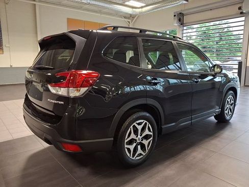 Certified 2024 Subaru Forester Premium AWD/4WD image 6