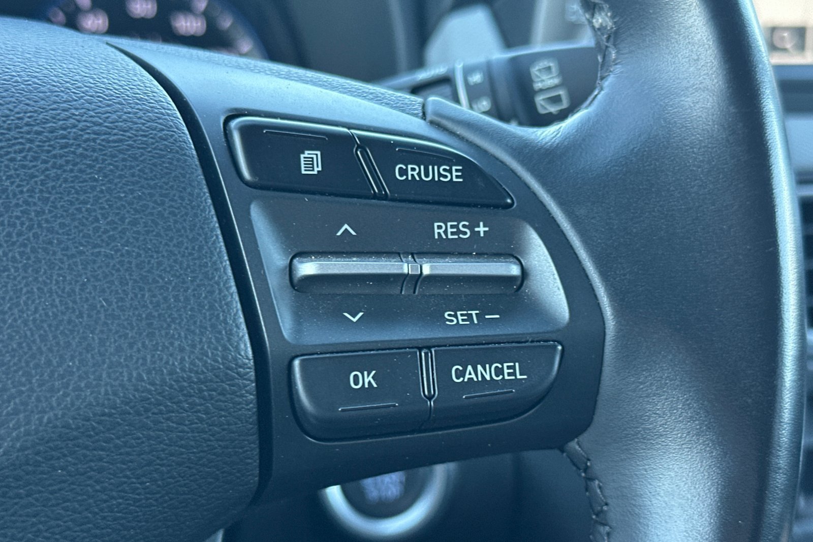 Used 2019 Hyundai Kona Ultimate AWD/4WD image 36