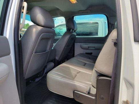 Used 2013 Chevrolet Silverado 2500 W/T image 23