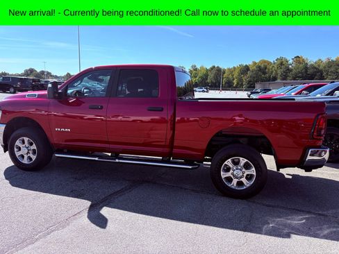 Used 2026 RAM 2500 Big Horn AWD/4WD image 7