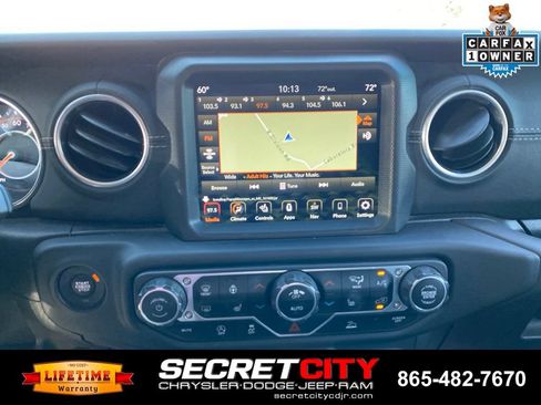 Used 2021 Jeep Gladiator Overland AWD/4WD image 15