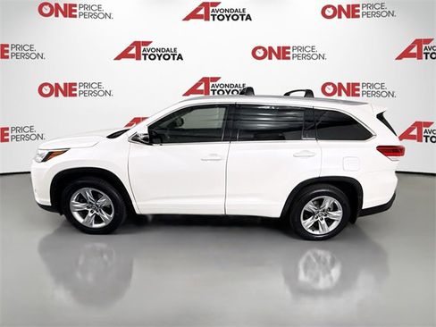 Used 2017 Toyota Highlander Limited image 4