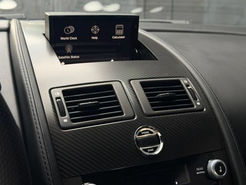 Used 2015 Aston Martin V8 Vantage GT RWD image 28