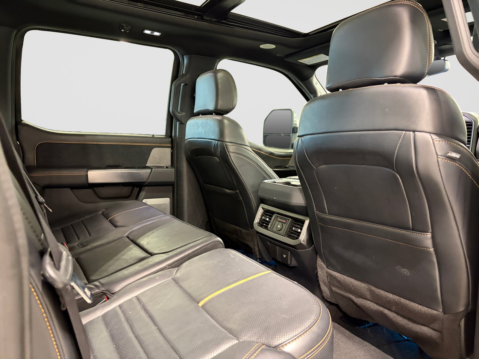 Used 2024 Ford F250 Platinum AWD/4WD image 22