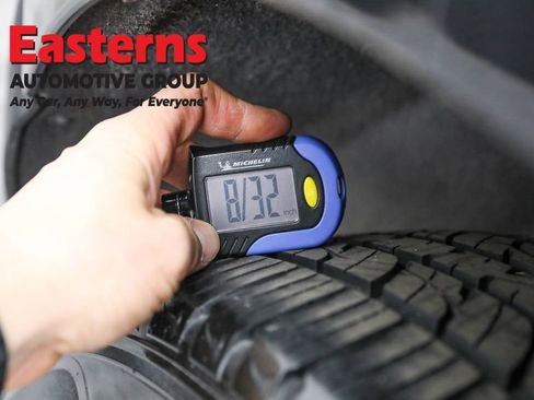 Used 2021 Ford Edge SEL w/ Convenience Package image 29