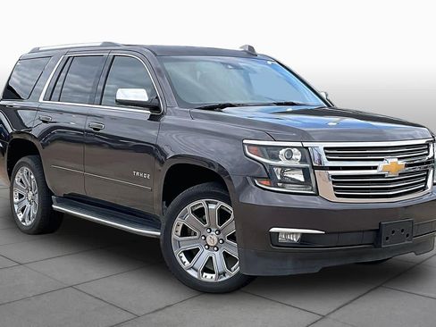Used 2017 Chevrolet Tahoe Premier AWD/4WD image 3