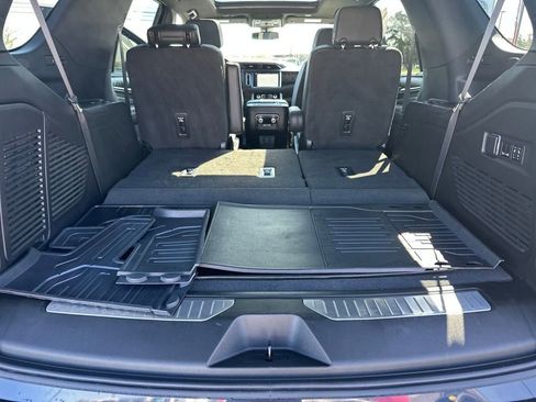 Used 2022 GMC Yukon Denali image 18