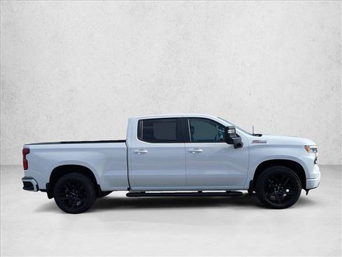 Used 2024 Chevrolet Silverado 1500 RST w/ Z71 Off-Road Package AWD/4WD image 4
