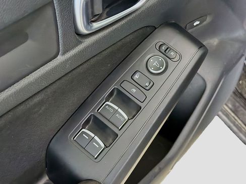 Used 2025 Honda Civic Sport image 18