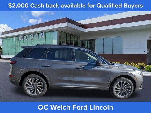 New 2026 Lincoln Corsair Reserve FWD image 4