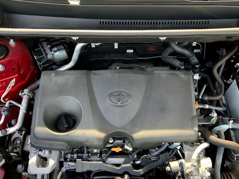 Used 2024 Toyota RAV4 LE image 30