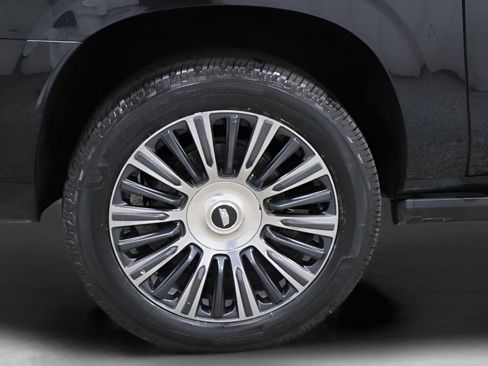 Used 2021 Cadillac Escalade ESV Sport Platinum image 36