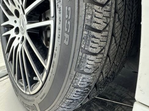 Used 2024 Mercedes-Benz C 300 4MATIC Sedan image 10