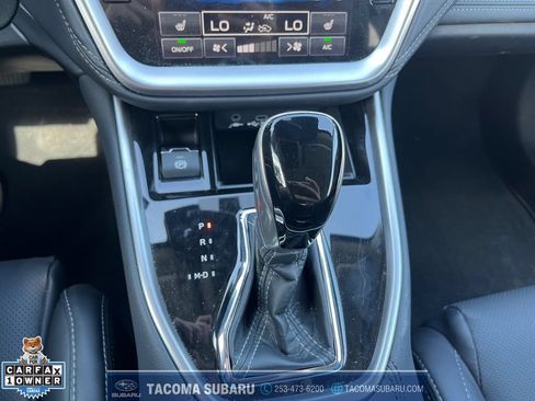 Used 2025 Subaru Outback Limited AWD/4WD image 15