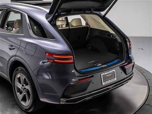 New 2026 Genesis GV70 2.5T Select AWD/4WD image 10