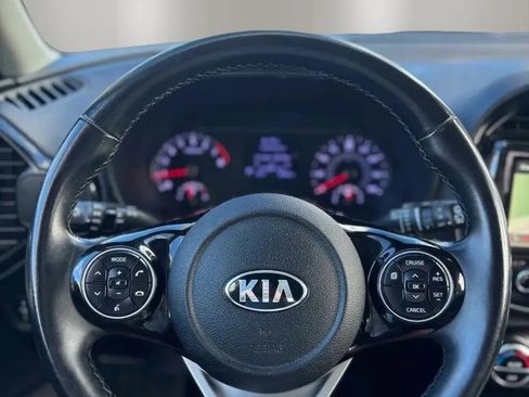 Used 2020 Kia Soul EX FWD image 11