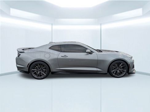 Used 2023 Chevrolet Camaro ZL1 image 7
