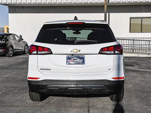 Used 2022 Chevrolet Equinox LT w/ Driver Convenience Package FWD image 8