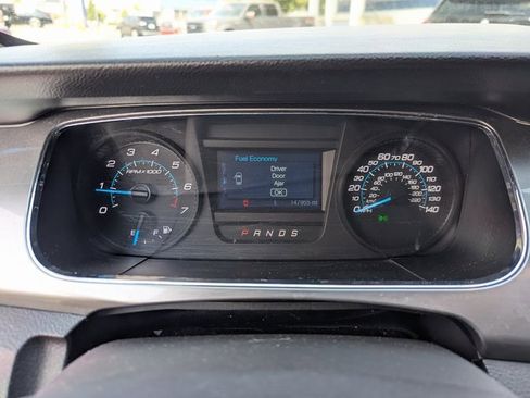 Used 2016 Ford Taurus SEL image 20