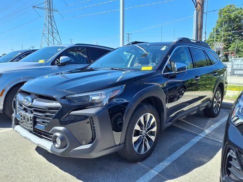 Used 2024 Subaru Outback Touring XT w/ Popular Package #2 AWD/4WD image 3