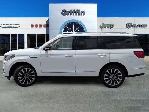 Used 2020 Lincoln Navigator Reserve w/ Luxury Package AWD/4WD image 10