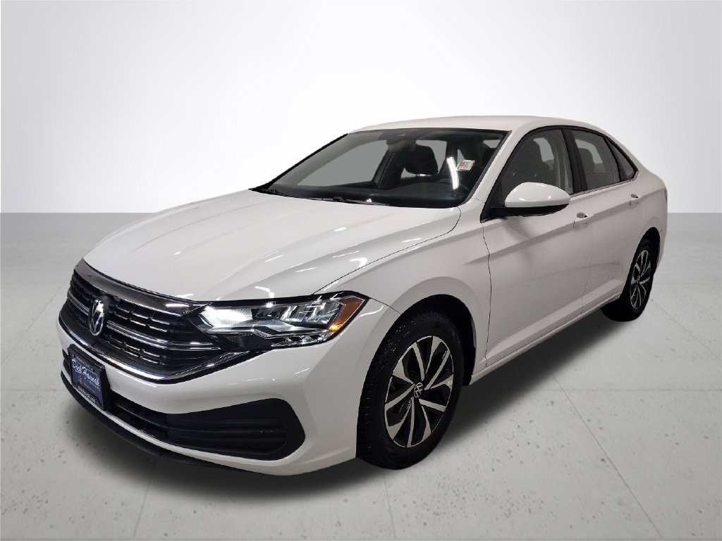 Used 2024 Volkswagen Jetta S FWD image 2