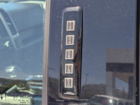 Used 2020 Ford F150 Lariat w/ Equipment Group 502A Luxury AWD/4WD image 14