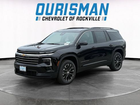 New 2026 Chevrolet Traverse LT w/ Sun and Wheel Package FWD image 2